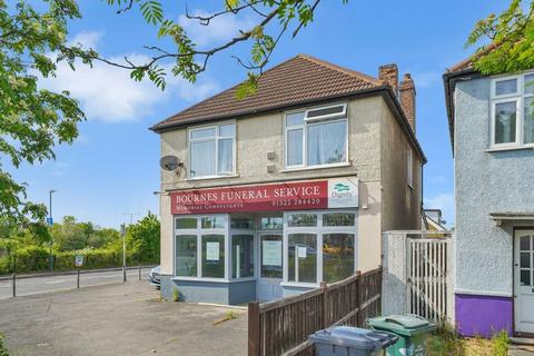 Retail property (high street) to rent, 118 The Brent Dartford DA2 6DE