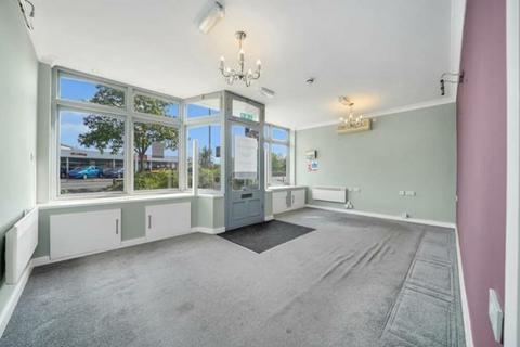Retail property (high street) to rent, 118 The Brent Dartford DA2 6DE