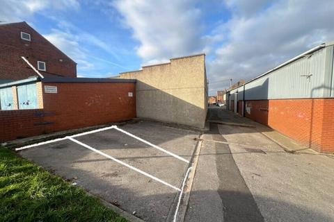 Distribution warehouse to rent, 4 Waterloo St Harrogate HG1 5JD