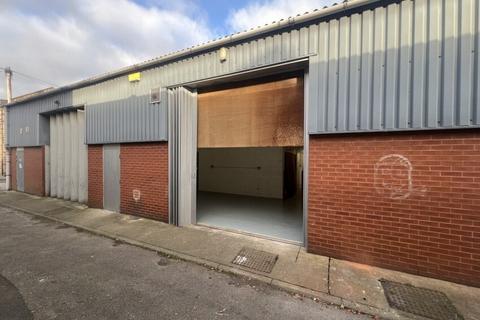 Distribution warehouse to rent, 4 Waterloo St Harrogate HG1 5JD