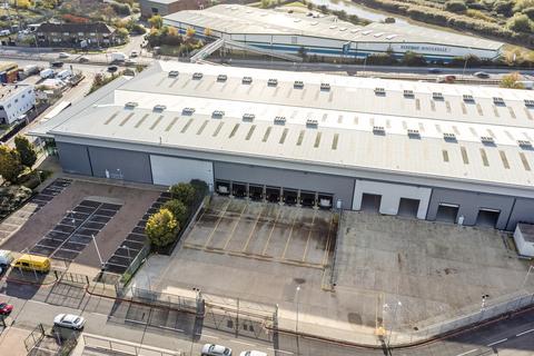 Warehouse to rent, 13 Gascoigne Rd Barking IG11 7HP
