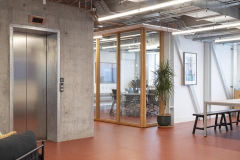 Office to rent, Hollybush Gdns London E2 9QH