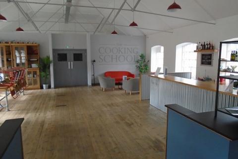 Industrial development to rent, Beech Ave Warminster BA12 8LX