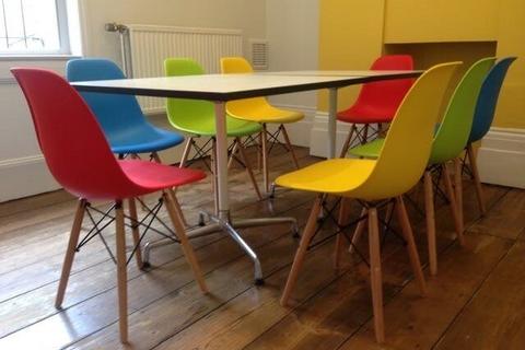 Office to rent, 25B Lloyd Baker St London WC1X 9AT