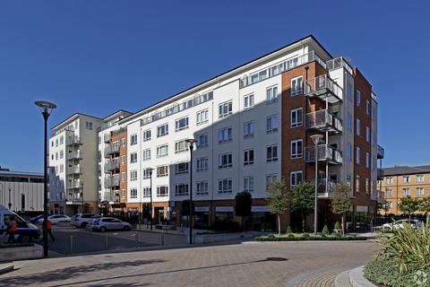 Retail property (high street) to rent, Beaufort Park London NW9 5