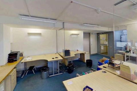 Retail property (high street) for sale, 278-280 Balham High Rd London SW17 7AT