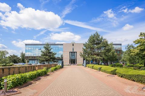 Office to rent, Park Ave Almondsbury BS32 4TD