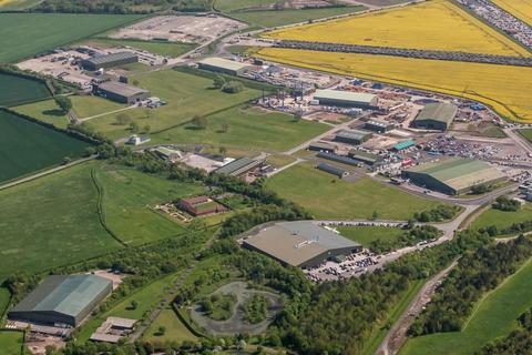 Warehouse to rent, Roseland Business Park Long Bennington NG23 5FF
