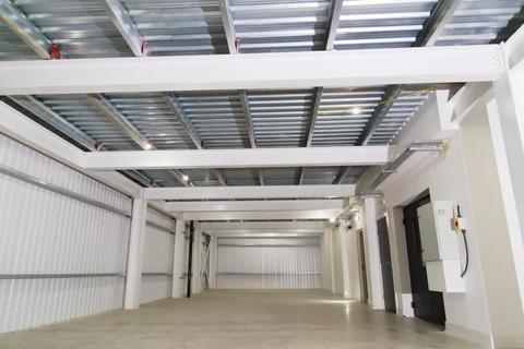 Warehouse to rent, 2 Culvert Rd London SW11 5BD