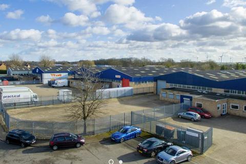 Warehouse to rent, 11-12 Albone Way Biggleswade SG18 8BN