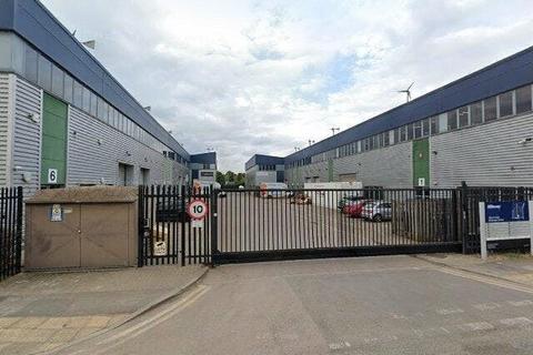 Warehouse to rent, Wandle Way Mitcham CR4 4NA