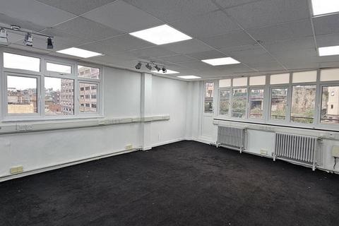 Office to rent, 132-136 Union St Torquay TQ2 5QB
