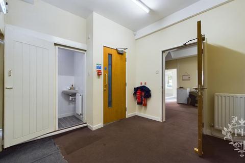 Retail property (high street) for sale, 22 Jubilee Rd Middlesbrough TS6 9ER