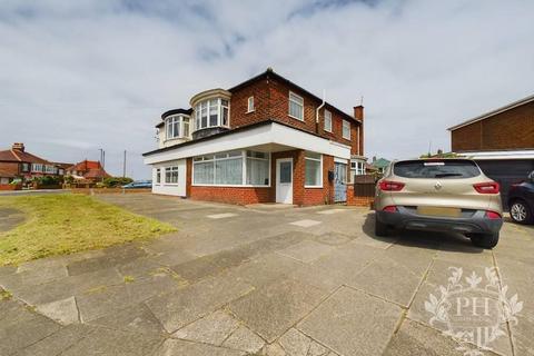 Retail property (high street) for sale, 145 Oak Rd Redcar TS10 3RE