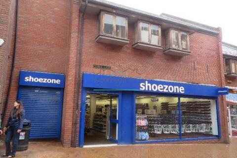Retail property (high street) to rent, 8 Pebble Ln Wellingborough NN8 1AS