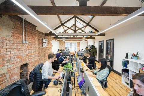 Office to rent, 149-150 Friar St Reading RG1 1EX