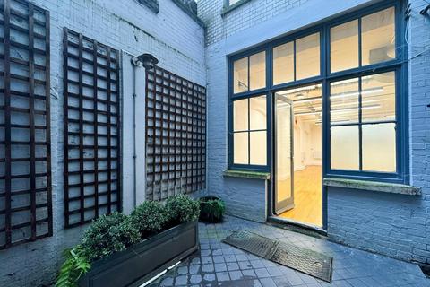 Office to rent, 30 Gresse St London W1T 1QR