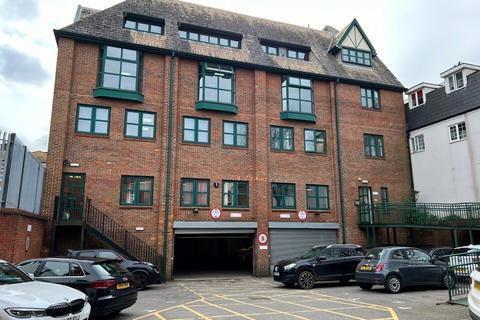 Office to rent, 4 Tonbridge Rd Maidstone ME16 8RP