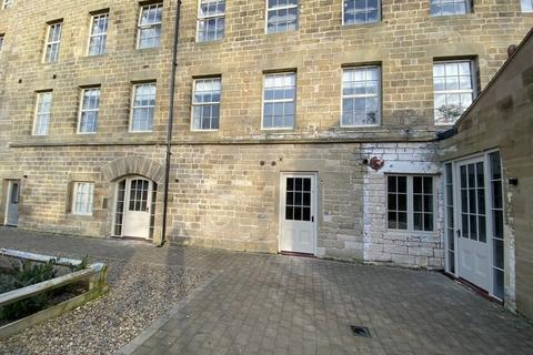 Warehouse to rent, Mill Ln Harrogate HG3 5QH