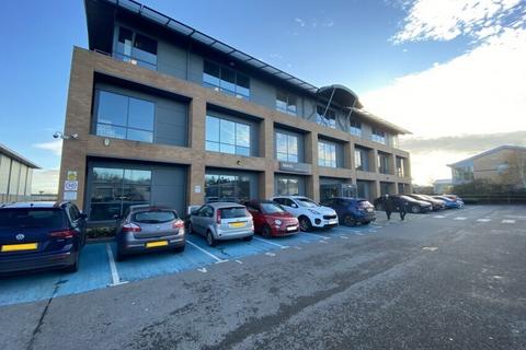 Office to rent, Grimbald Crag Clos Knaresborough HG5 8PJ