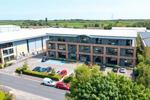 Office to rent, Grimbald Crag Clos Knaresborough HG5 8PJ