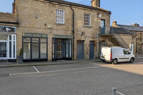 Retail property (high street) to rent, 4 Crescent Ct Ilkley LS29 8FA