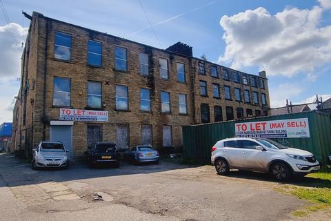 Industrial development to rent, 110 Harris St Bradford BD1 5JA