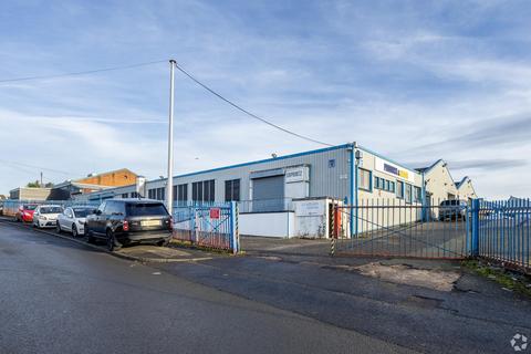 Industrial unit to rent, Winster Grove Birmingham B44 9EG