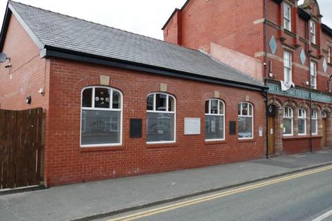 Pub for sale, 100-102 Gidlow Ln Wigan WN6 7DY