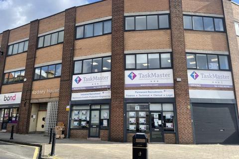 Office to rent, King St Wigan WN1 1BT