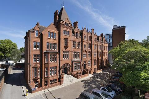 Office to rent, 100 Hammersmith Rd London W6 7JP
