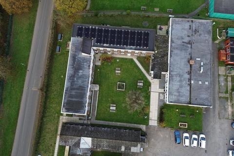 Office to rent, Carmarthen Rd Ferryside SA17 5TE