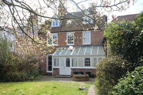 Office to rent, 23 New St Henley On Thames RG9 2BP