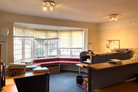 Office to rent, 73-73B Bell St Henley On Thames RG9 2BD