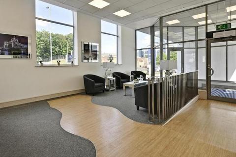 Office to rent, 981 Great West Rd Brentford TW8 9DN
