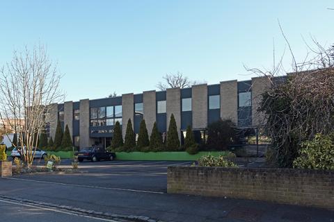 Industrial unit to rent, Newtown Rd Henley On Thames RG9 1HG