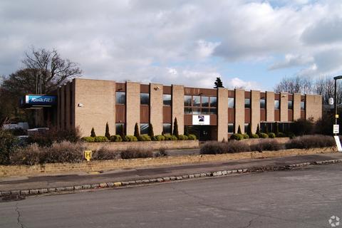 Industrial unit to rent, Newtown Rd Henley On Thames RG9 1HG