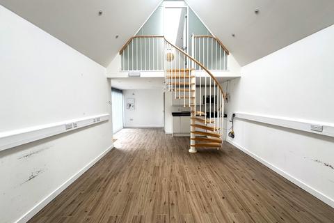 Office to rent, 2A St Johns Hill Grove London SW11 2RG
