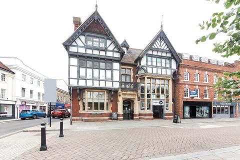 Office to rent, Cross Keys Chequer Salisbury SP1 1EL