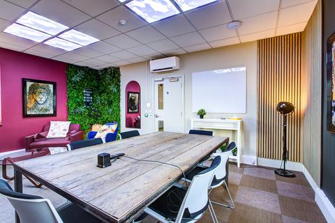 Office to rent, 1A Holywell Hl St. Albans AL1 1ER