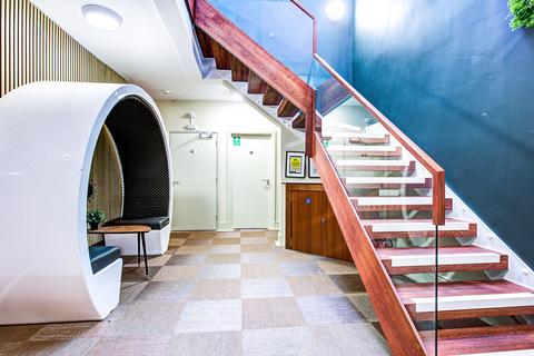Office to rent, 1A Holywell Hl St. Albans AL1 1ER