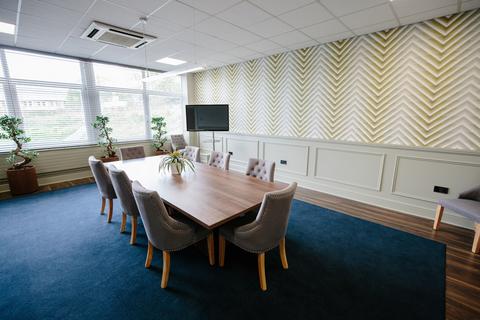 Office to rent, Riverside Dr Cleckheaton BD19 4DH