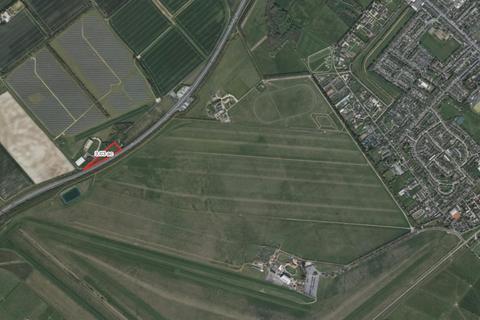 Land to rent, Heath Rd Newmarket CB8 0TF