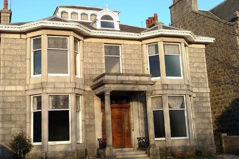 60 Queens Road, Aberdeen, AB15 4YE