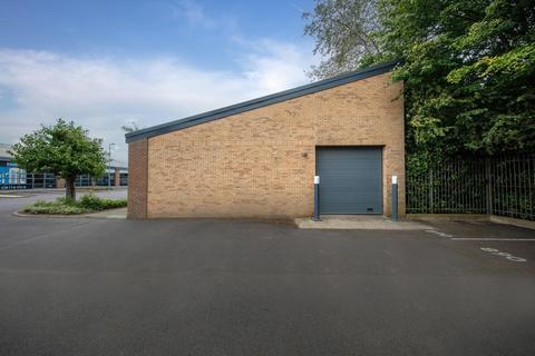 Industrial development to rent, 890 Plymouth Rd Slough SL1 4LP