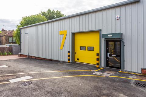 Warehouse to rent, 7-9 Maybank Rd London E18 1EJ