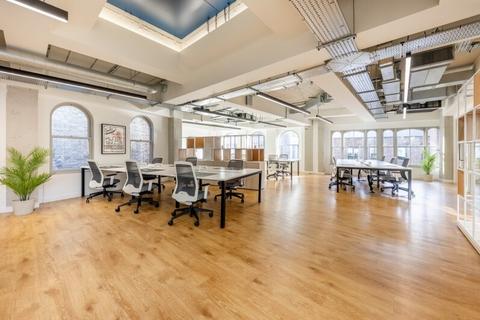 Office to rent, 8-9 Well Ct London EC4M 9DN