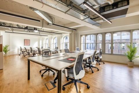 Office to rent, 8-9 Well Ct London EC4M 9DN