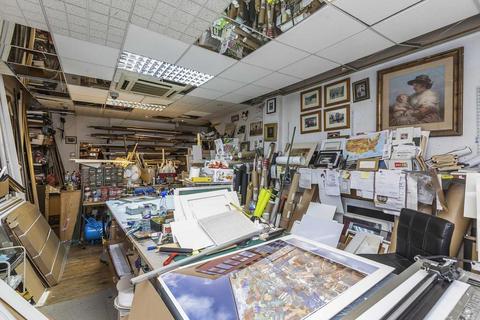 Retail property (high street) for sale, 70 Tower Bridge Rd London SE1 4TP