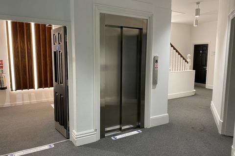 Office to rent, 10-15 Navigation St Birmingham B2 4BT